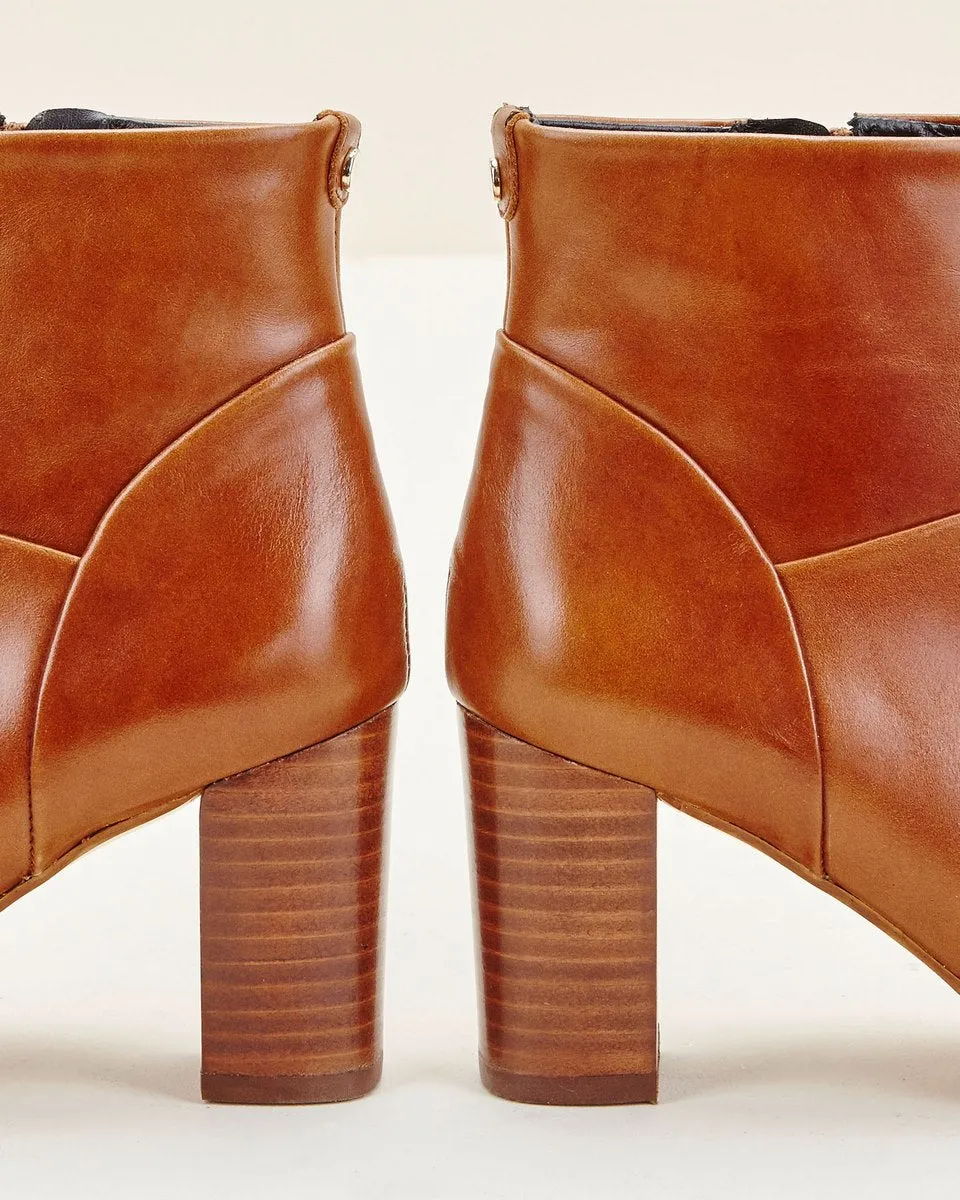 Bottines En Cuir Carella - Cognac