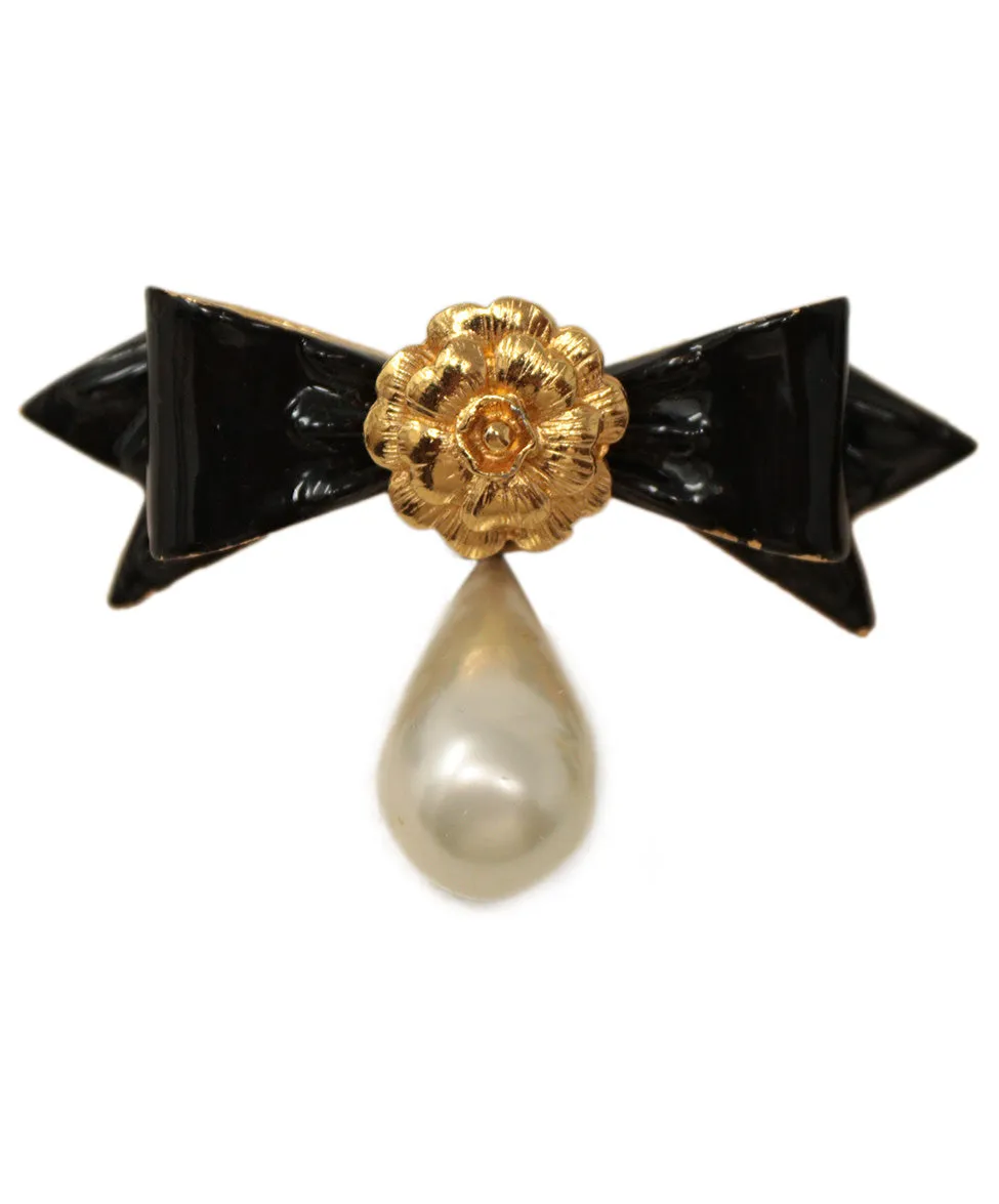 Chanel Vintage Gold & Black Pearl Shoe Clips