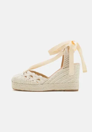 WEEKEND MAX MARA VELO ESPADRILLES